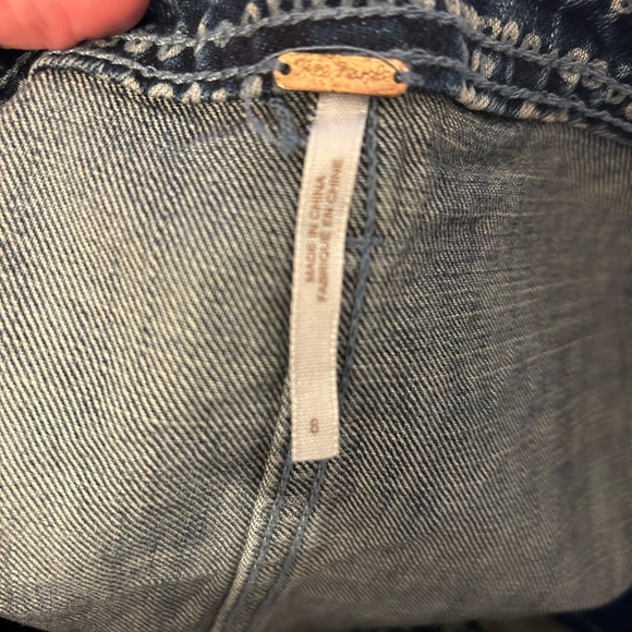 Free People 100% cotton tribal Patterned Denim Mini Skirt Size 8 - Picture 6 of 7